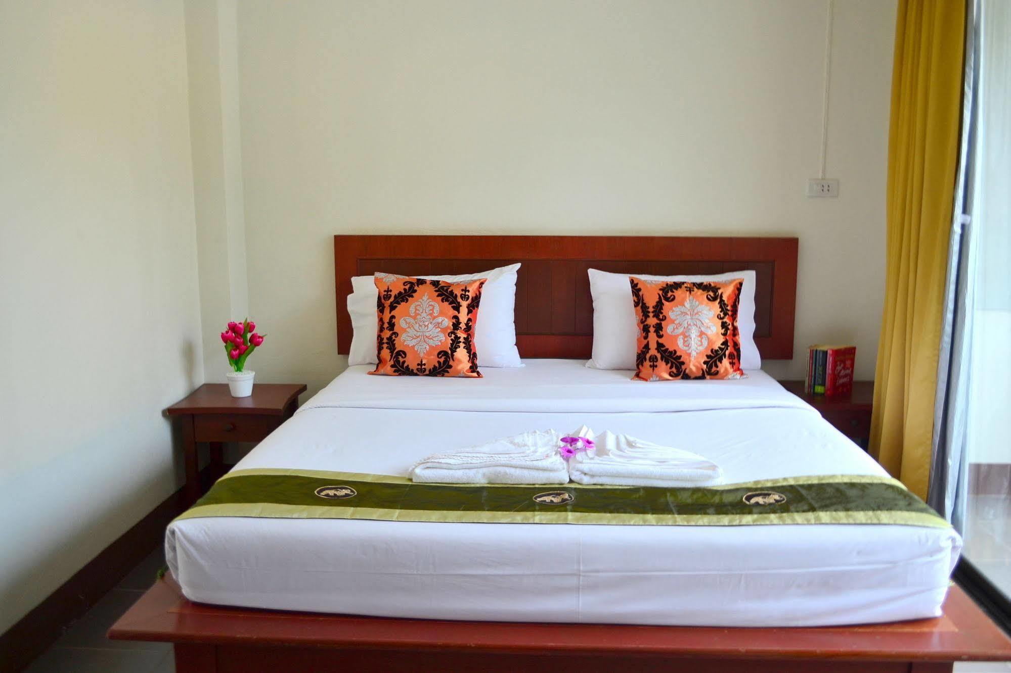 Wandee Bed & Breakfast Кхаулак Экстерьер фото