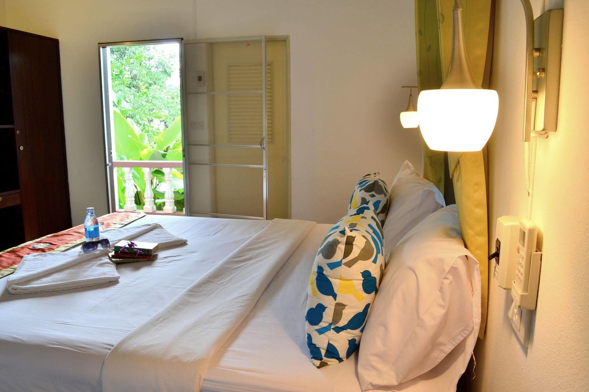 Wandee Bed & Breakfast Кхаулак Экстерьер фото