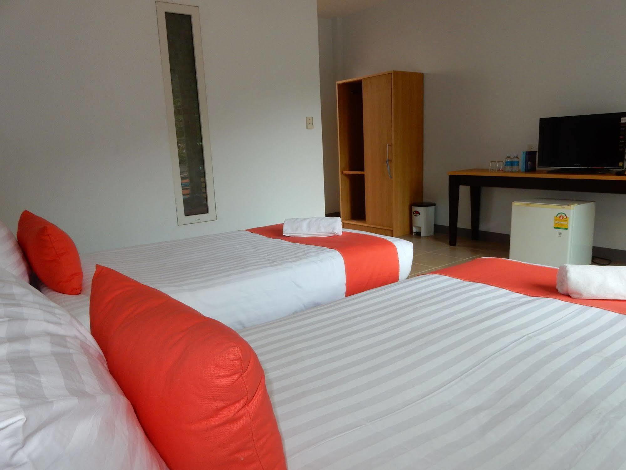 Wandee Bed & Breakfast Кхаулак Экстерьер фото